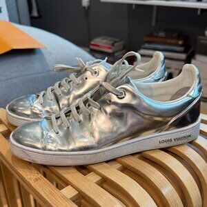 Louis Vuitton Silver Patent Low Top Sneaker Size 38.5